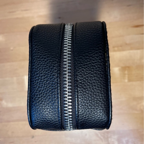 Trish McEvoy Makeup Planner - Picture 5 of 12